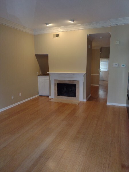 Photo - 103 Fairmont Pl House