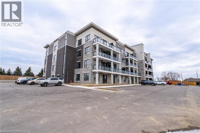 Building Photo - 120 Springvalley Crescent