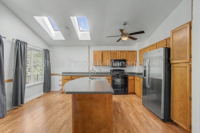 Building Photo - 3731 Shefield Dr