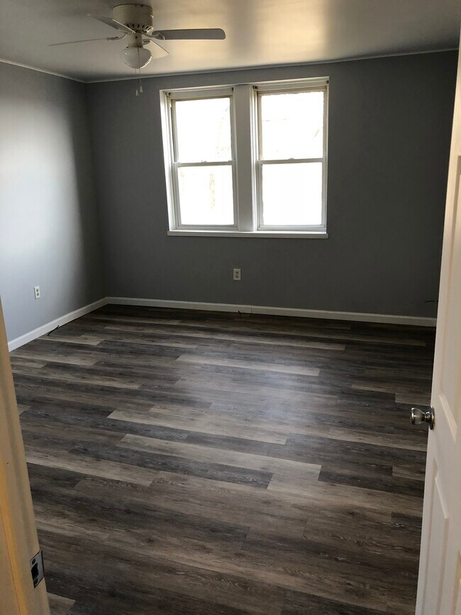 Building Photo - 2302 Patterson Ave