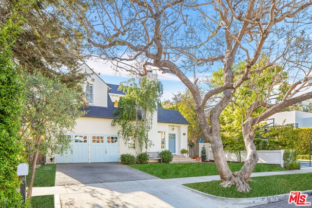 Building Photo - 719 San Lorenzo St