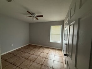 Building Photo - 311 Kansas St