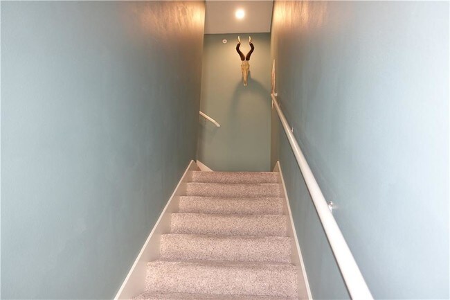 Foto del edificio - 604 N Bluff Dr