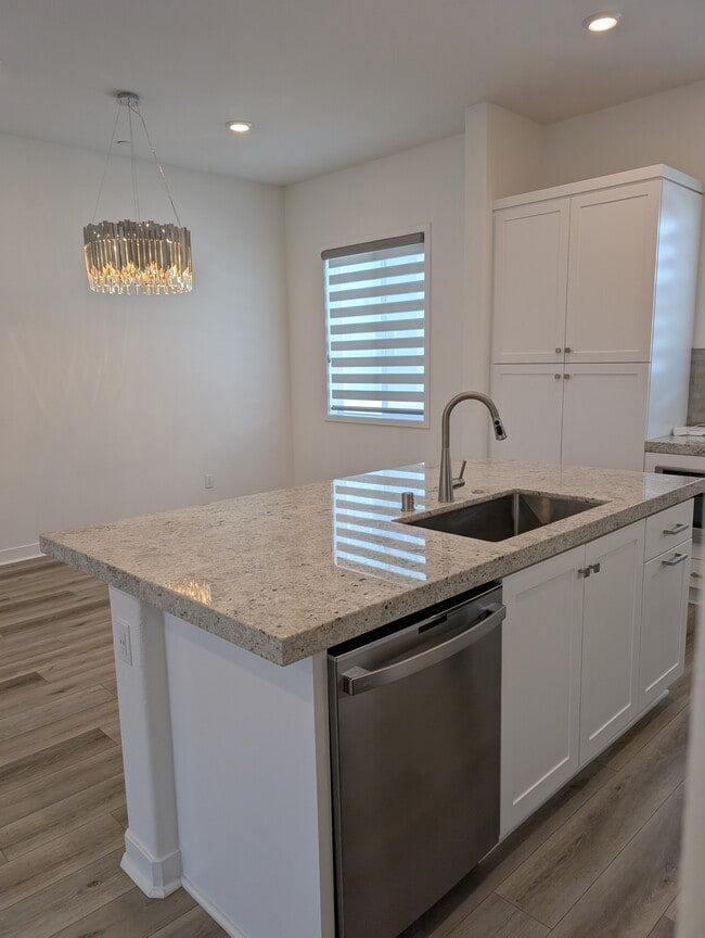 Building Photo - 27414 N Arborview Ln