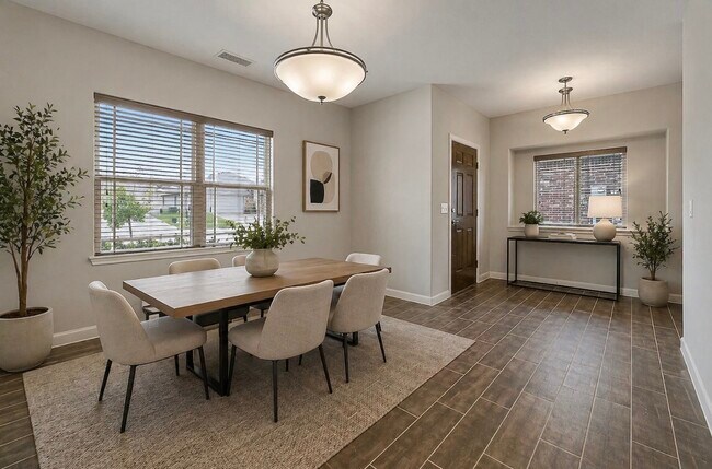 Foto del edificio - 485 Harding Ln