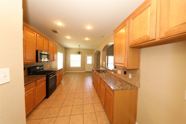 Foto del edificio - 2311 Diamond Springs Dr