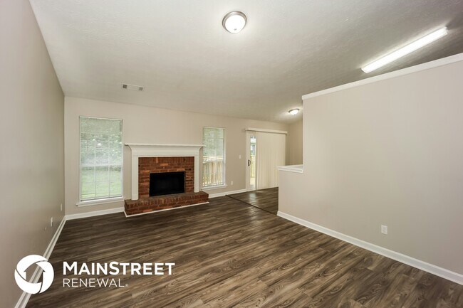 Foto del edificio - 6585 Smoke Ridge Dr