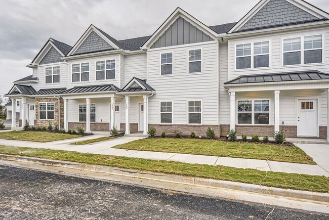 Building Photo - 231 Ansley Way