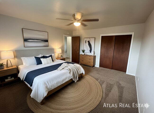 Foto del edificio - 4206 Forest Hill Ct