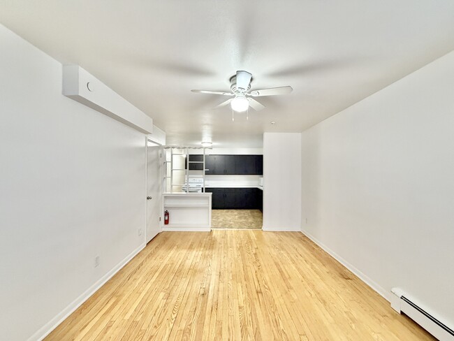 Building Photo - 290 Orchard Dr