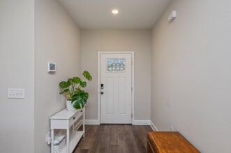 Building Photo - 5179 Rabbit Run
