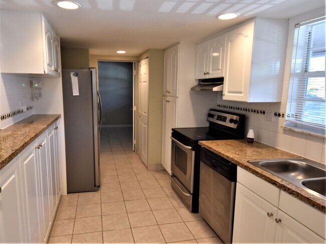 Foto del edificio - 1640 NE 55th St
