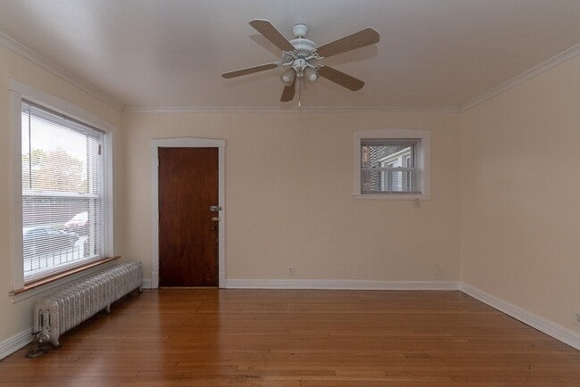 Foto del edificio - 1266 W Montrose Ave