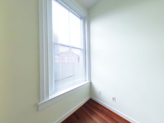 Foto del edificio - 123 E Broad St