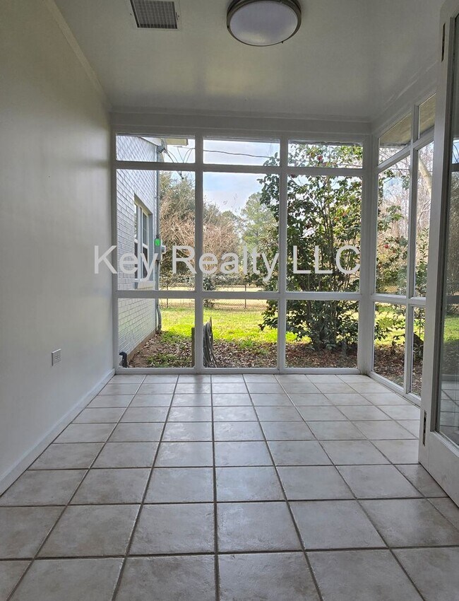 Foto del edificio - 2608 Horseshoe Dr