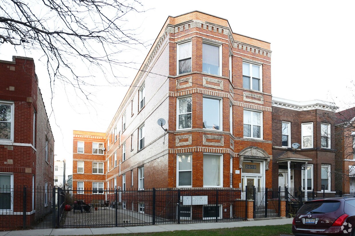 Building Photo - 2610 W Thomas St