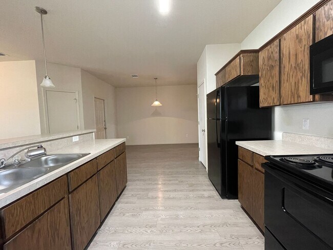 Building Photo - 5804 Rustler Dr