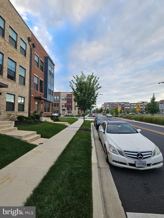 Foto del edificio - 4729 Towne Park Rd