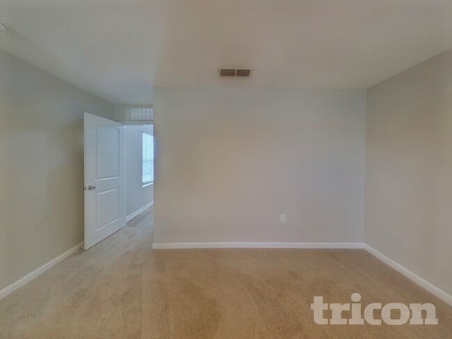 Building Photo - 7741 Courage Ct