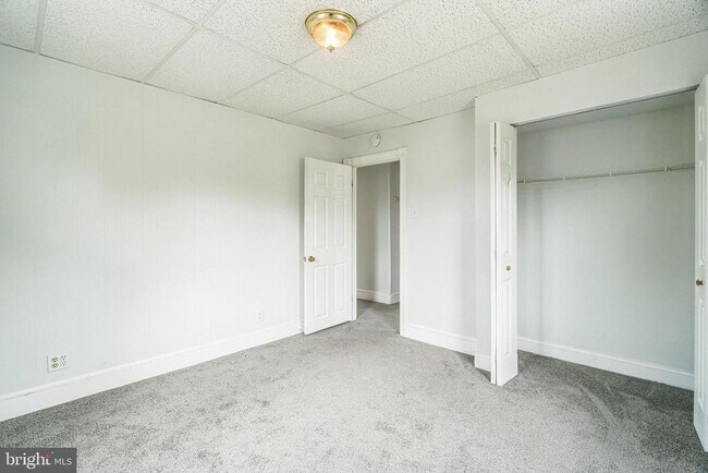 Foto del edificio - 231 W Washington Ave