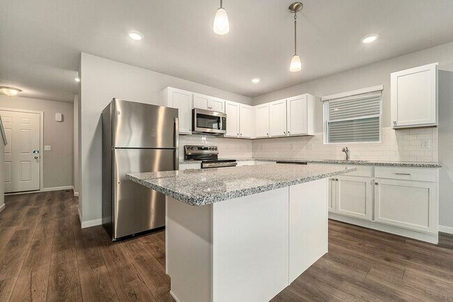 Foto del edificio - 2319 Richardson Ct