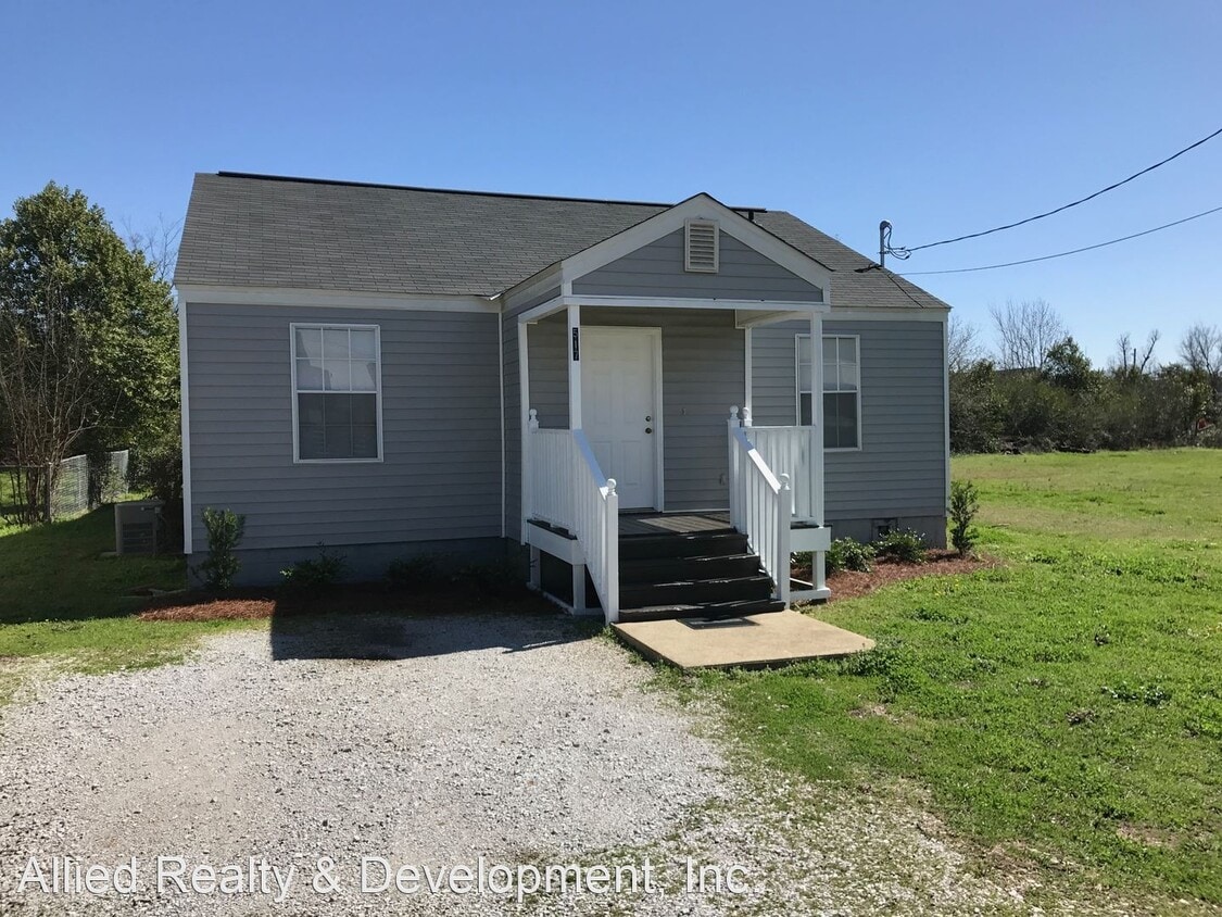 Primary Photo - 3 br, 2 bath House - 517 30th Avenue East