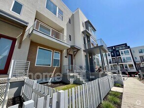 Building Photo - 1489 Creek Ln