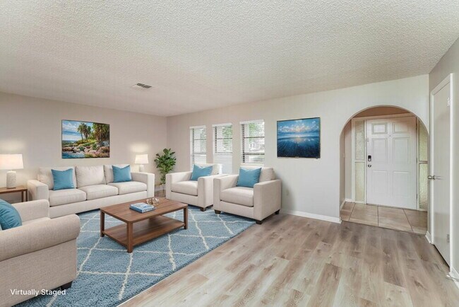 Building Photo - 13081 Hanley Dr
