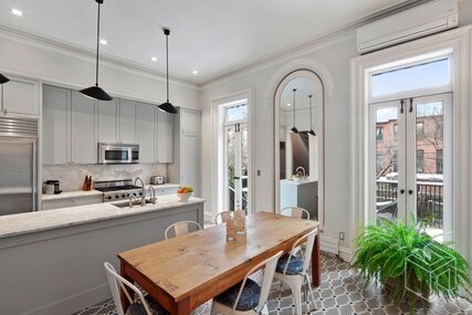 Foto principal - 41 Sterling Pl