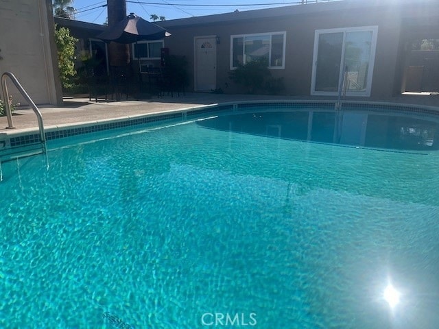 Foto del edificio - 45421 Sunset Ln