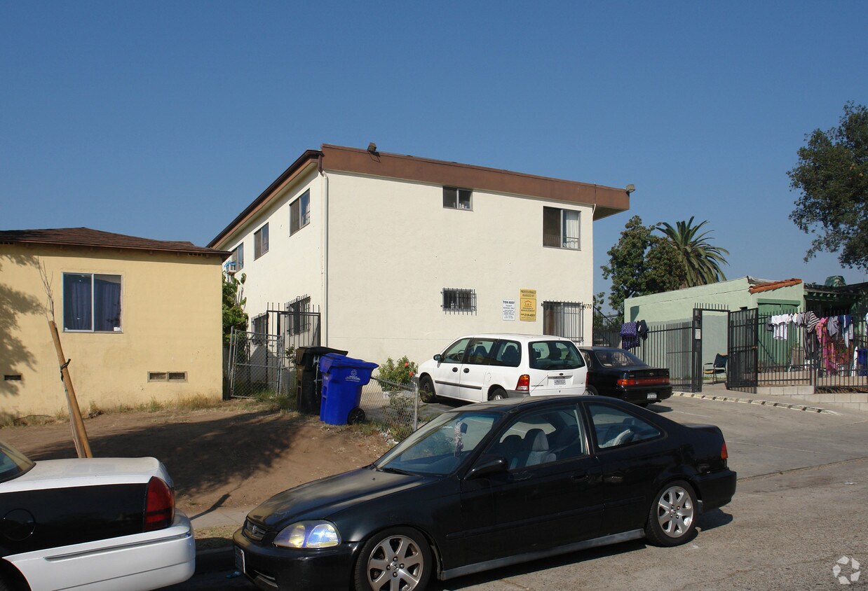Foto del edificio - 4170 N 48th St