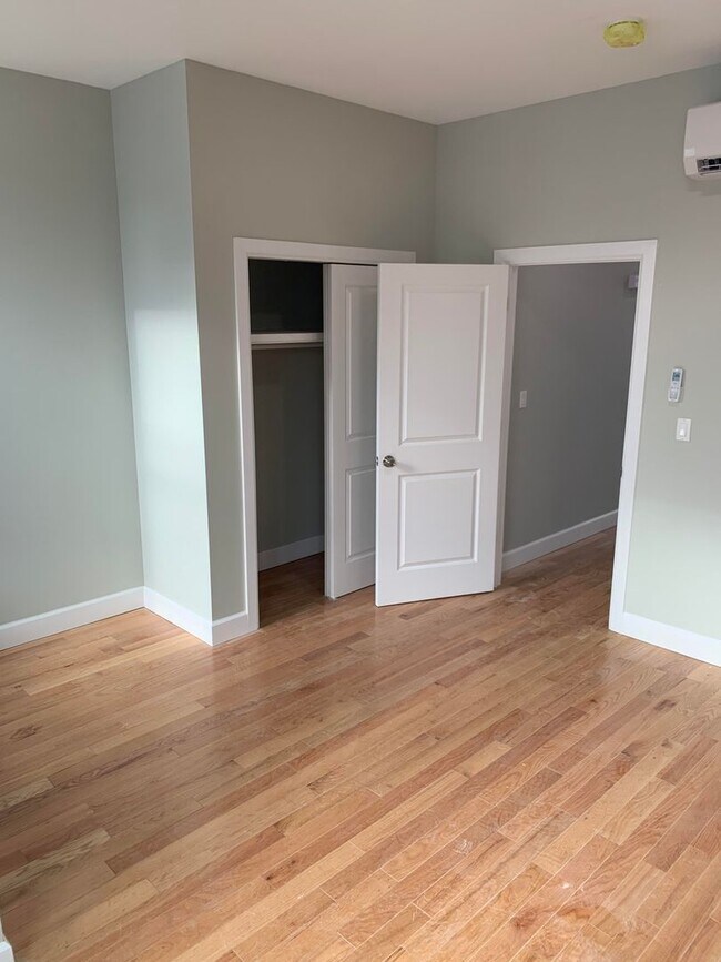 Foto del edificio - 537 Clinton Ave