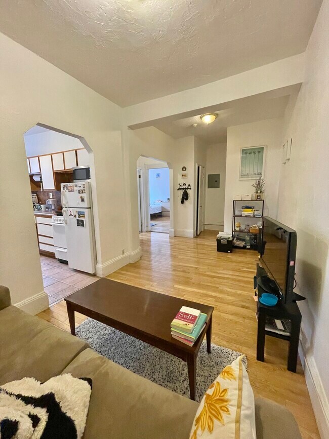 Foto del edificio - 237 N Harvard St