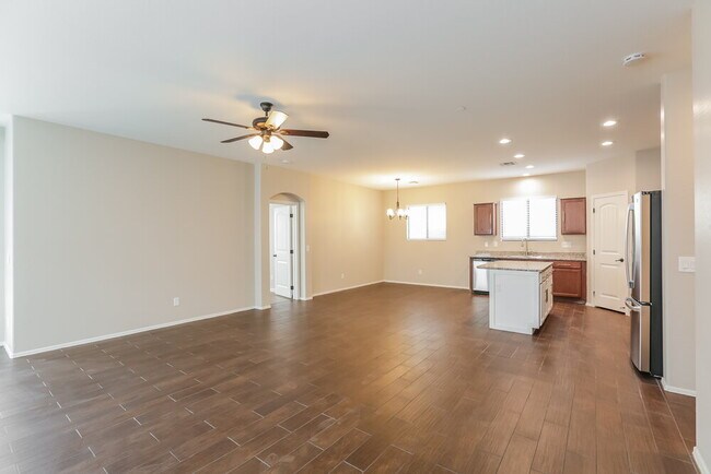 Building Photo - 21886 S 215th Pl