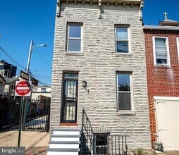 Building Photo - 212 Lloyd St