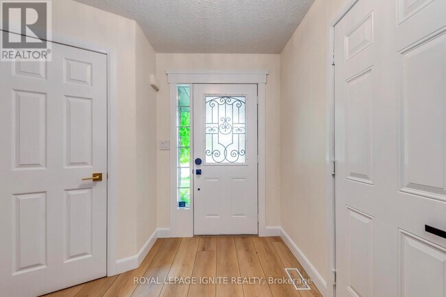 Photo du bâtiment - 64 Templewood Dr