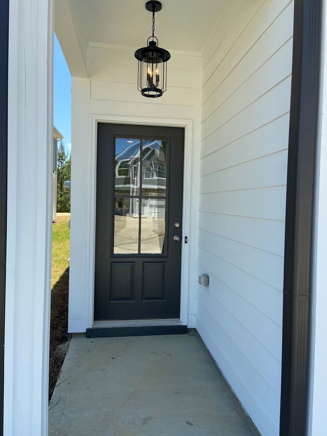 Building Photo - Home for Rent in Calera, AL!!!  View with ...
