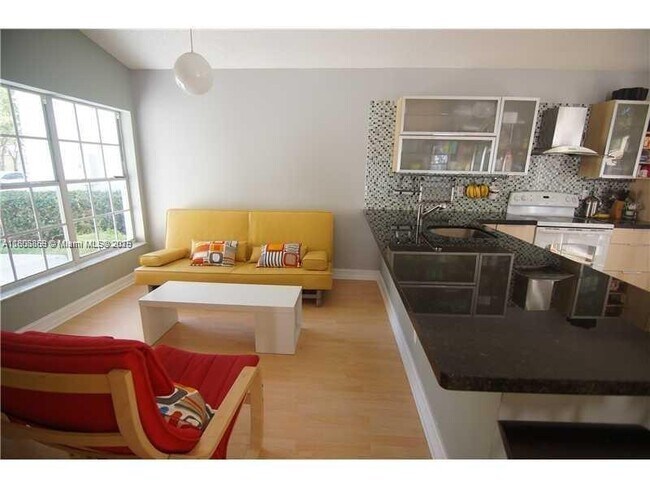 Foto del edificio - 882 Garnet Cir