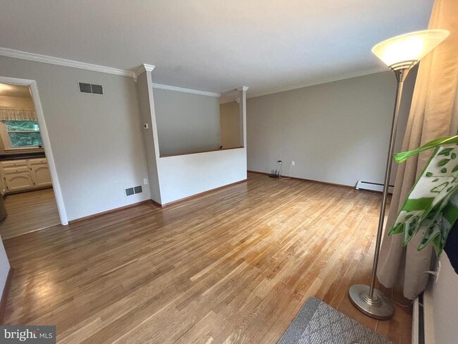 Foto del edificio - 14915 Daytona Ct