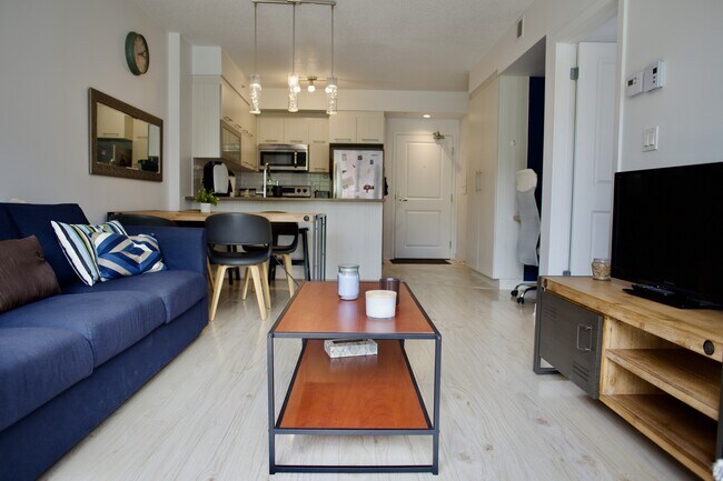Photo du bâtiment - 1248 Av De L'hôtel-De-Ville