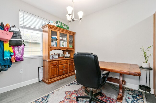 Foto del edificio - 3002 W Elizabeth St