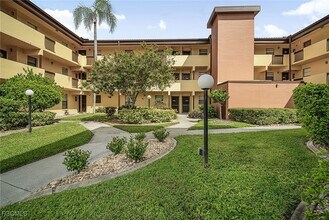 Building Photo - 6136 Whiskey Creek Dr