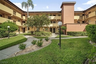 Building Photo - 6136 Whiskey Creek Dr