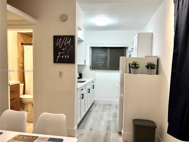 Foto del edificio - 825 Euclid Ave