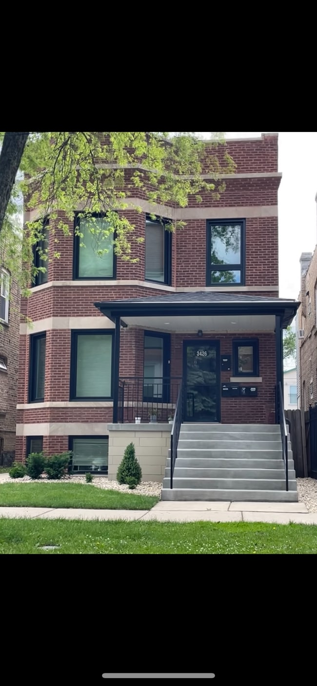 Building Photo - 3426 Ridgeway N Ave