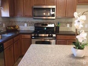 Building Photo - 2733 Breezy Point Cove