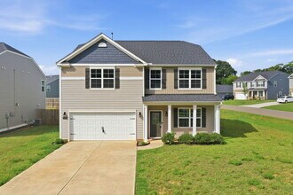 Building Photo - 2509 Summersby Dr