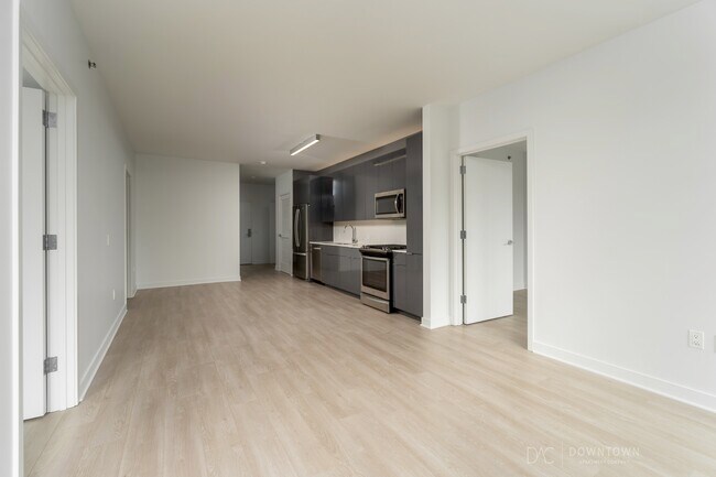 Building Photo - 300 W Hubbard St