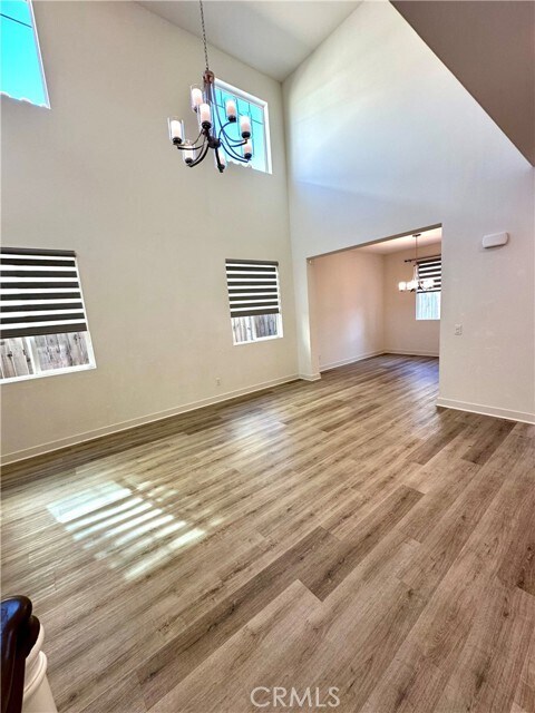 Foto del edificio - 1161 Lucienne St