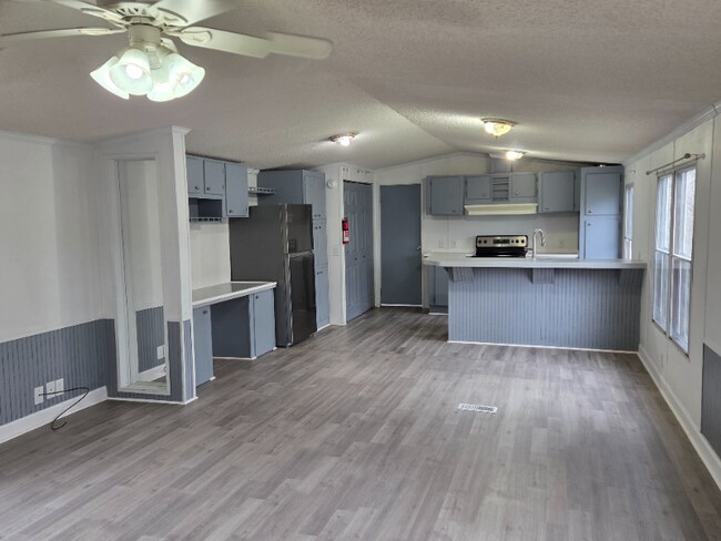 Foto del edificio - 401 Vista Ave